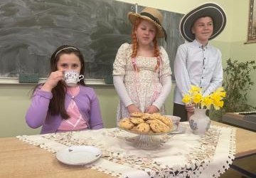 Przedstawienie na podstawie „Ani z Zielonego Wzgórza”