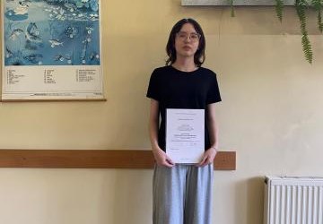 Aneta Jantas - finalistką Małopolskiego Konkursu Biologicznego „Mózg, zmysły i postrzeganie – jak zwierzęta odbierają świat?”