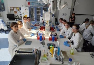 Klasa 6a i 7b na wycieczce w Podkarpackim Centrum Nauki ,,Łukasiewicz